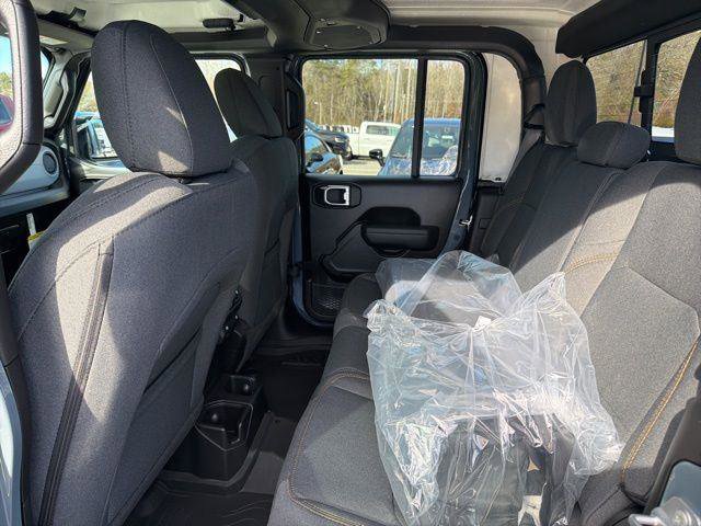 New 2026 Jeep Gladiator Willys image 18