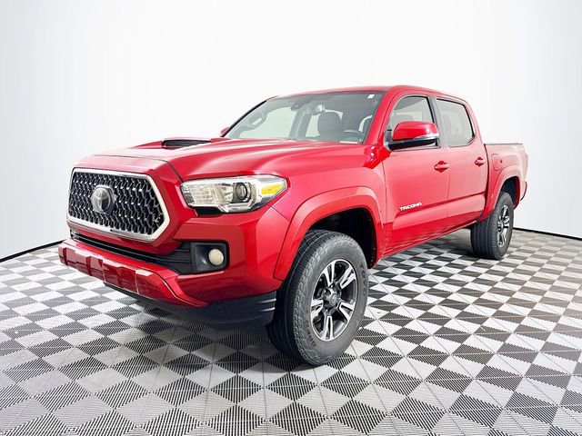 Used 2019 Toyota Tacoma TRD Sport RWD image 2