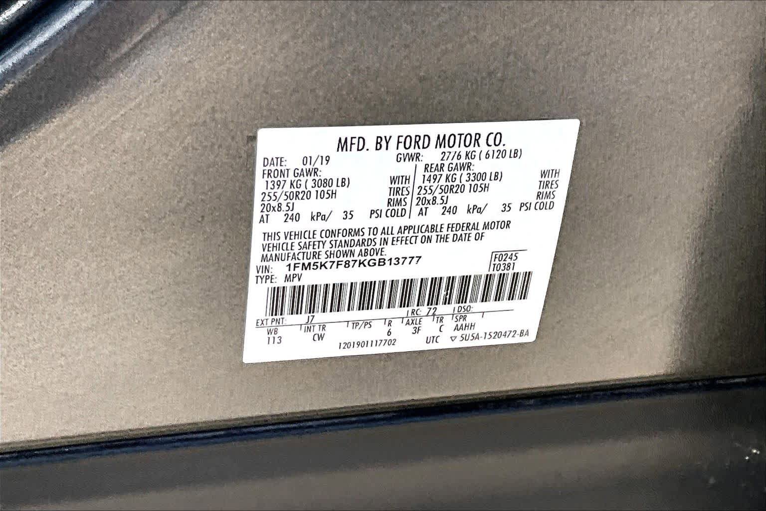 Certified 2019 Ford Explorer Limited w/ Class III Trailer Tow Package image 35