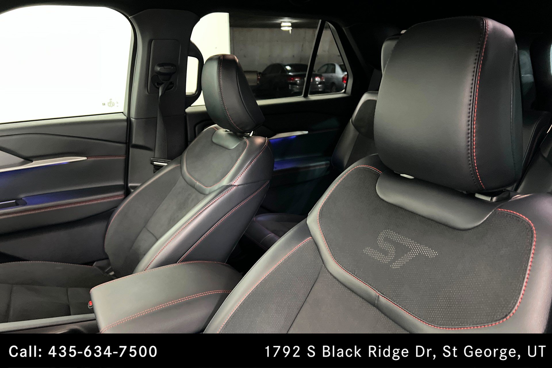 Used 2025 Ford Explorer ST AWD/4WD image 17