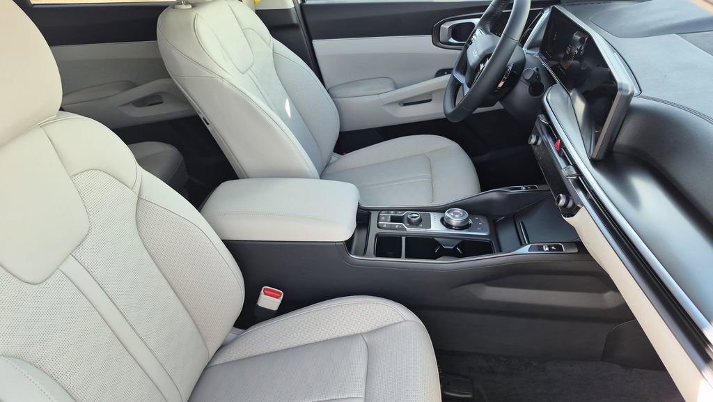 New 2026 Kia Sorento EX image 16