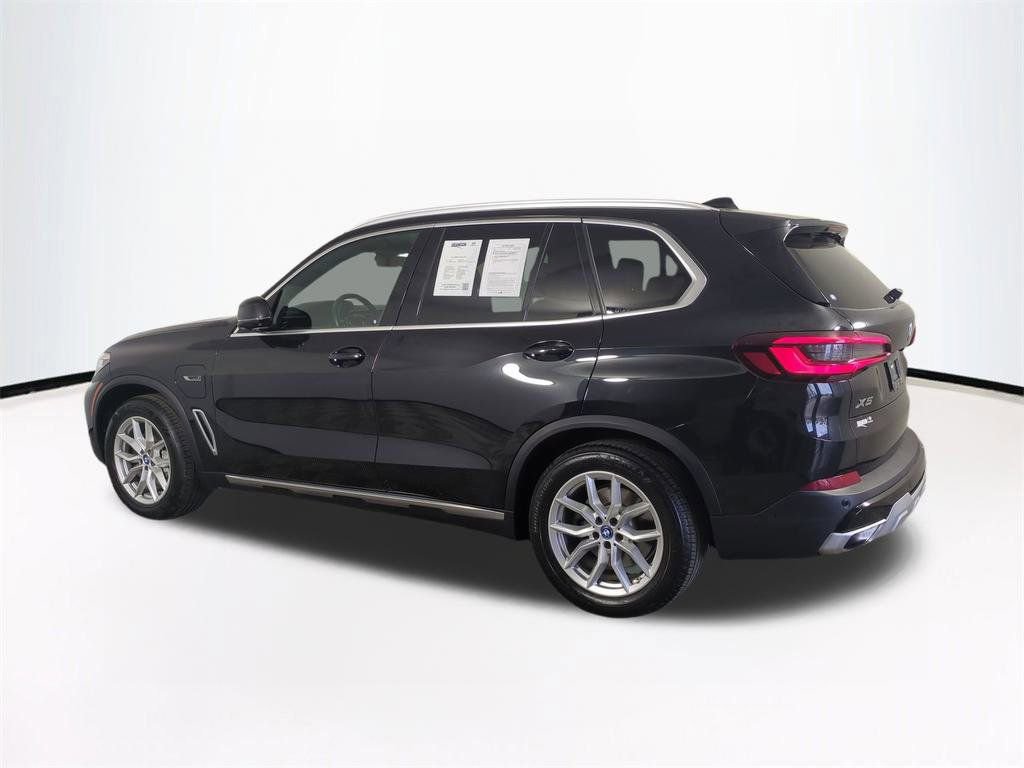 Used 2023 BMW X5 xDrive45e w/ Climate Comfort Package image 7