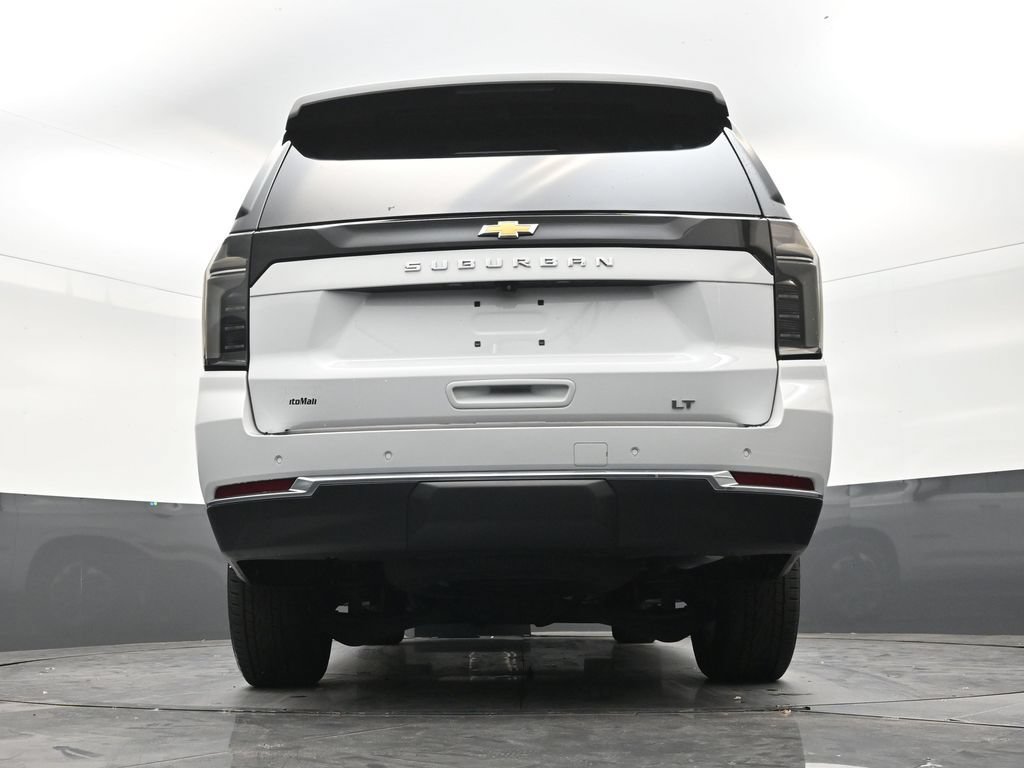 Used 2026 Chevrolet Suburban LT w/ Comfort Package RWD image 23