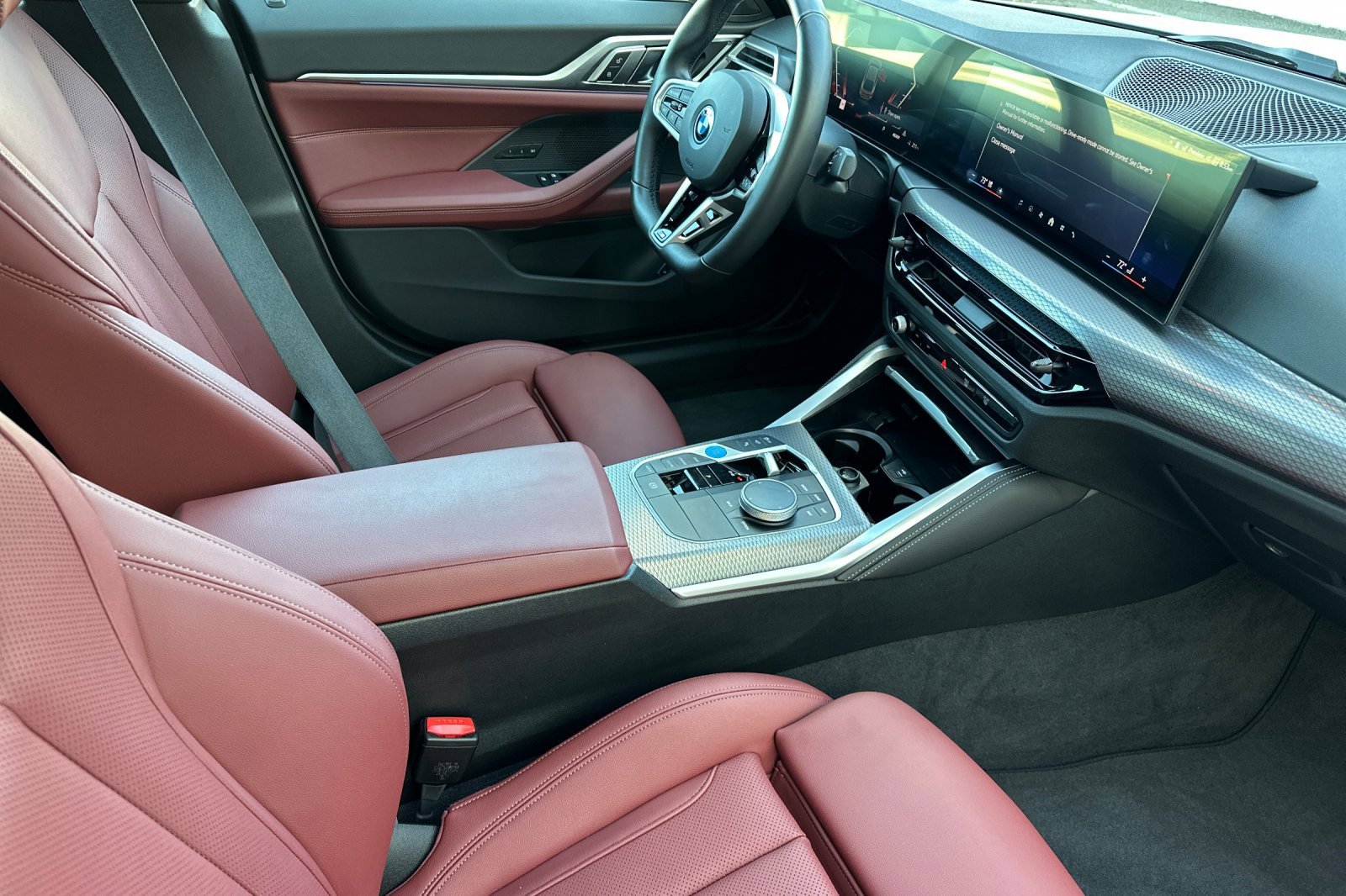 Used 2025 BMW i4 eDrive40 w/ M Sport Package image 14