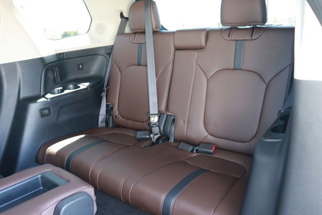 Certified 2024 Honda Pilot Elite image 16