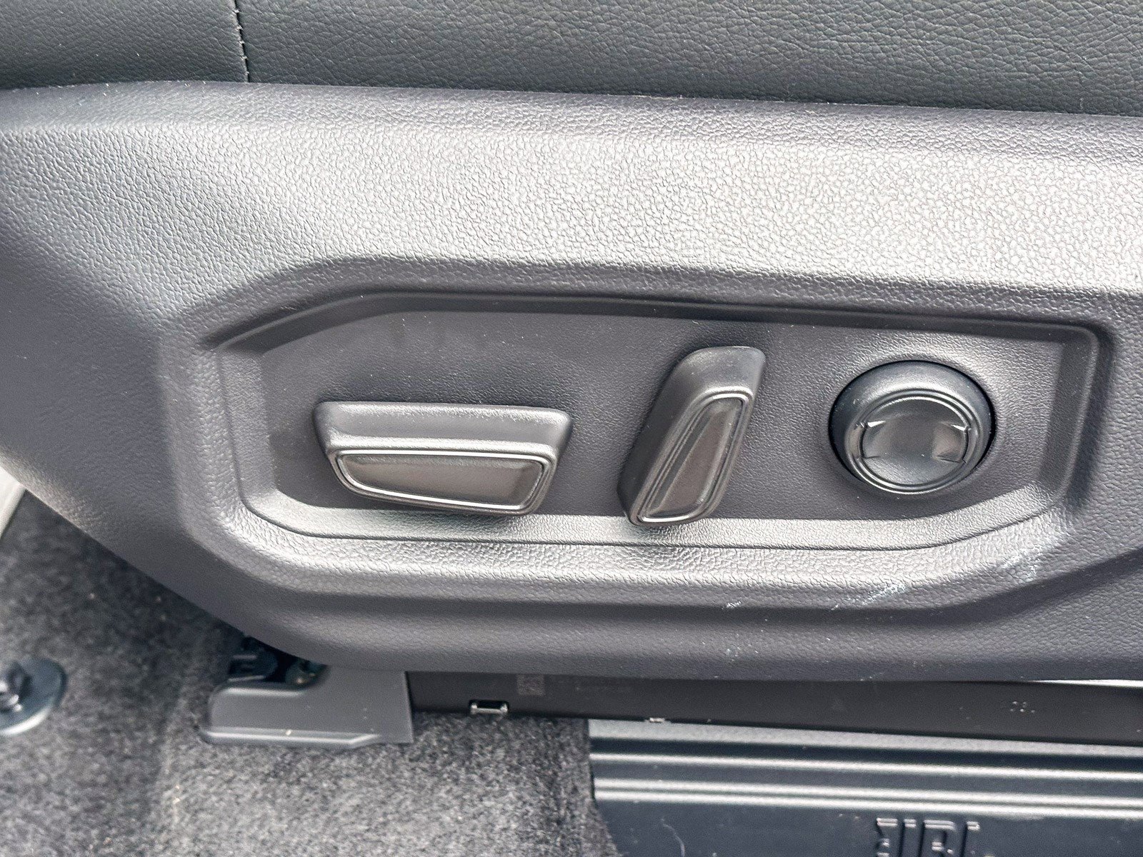 New 2026 Toyota Tundra Limited w/ TRD Off-Road Package image 23