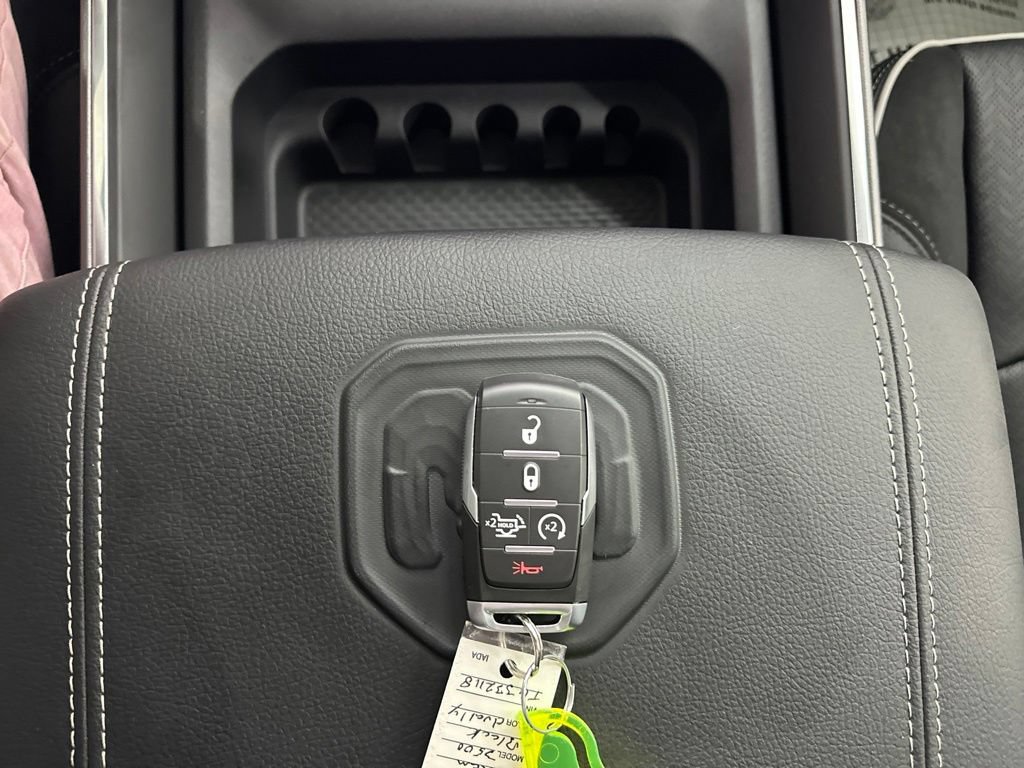 New 2026 RAM 3500 Laramie AWD/4WD image 59