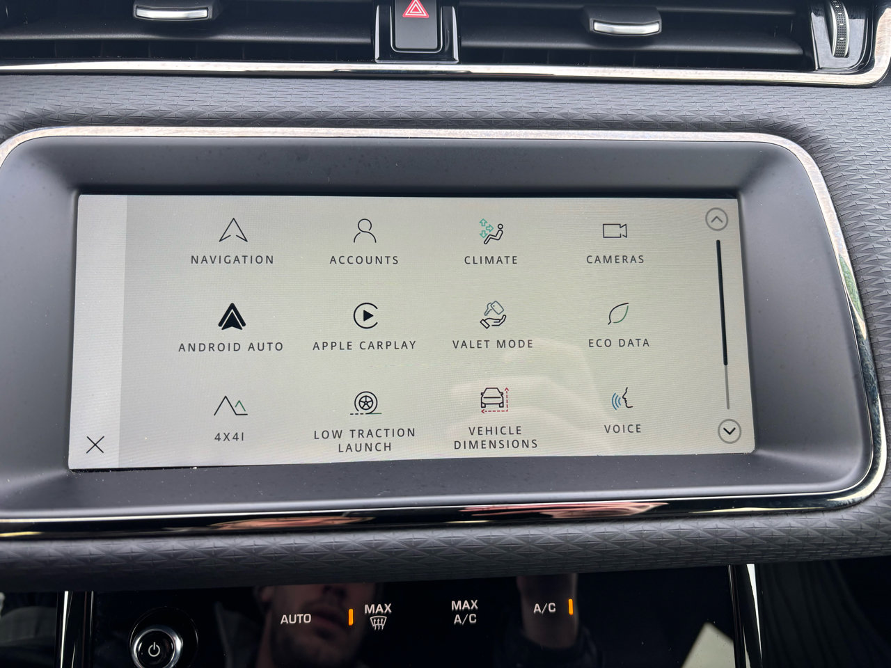 Used 2023 Land Rover Range Rover Evoque R-Dynamic S image 21