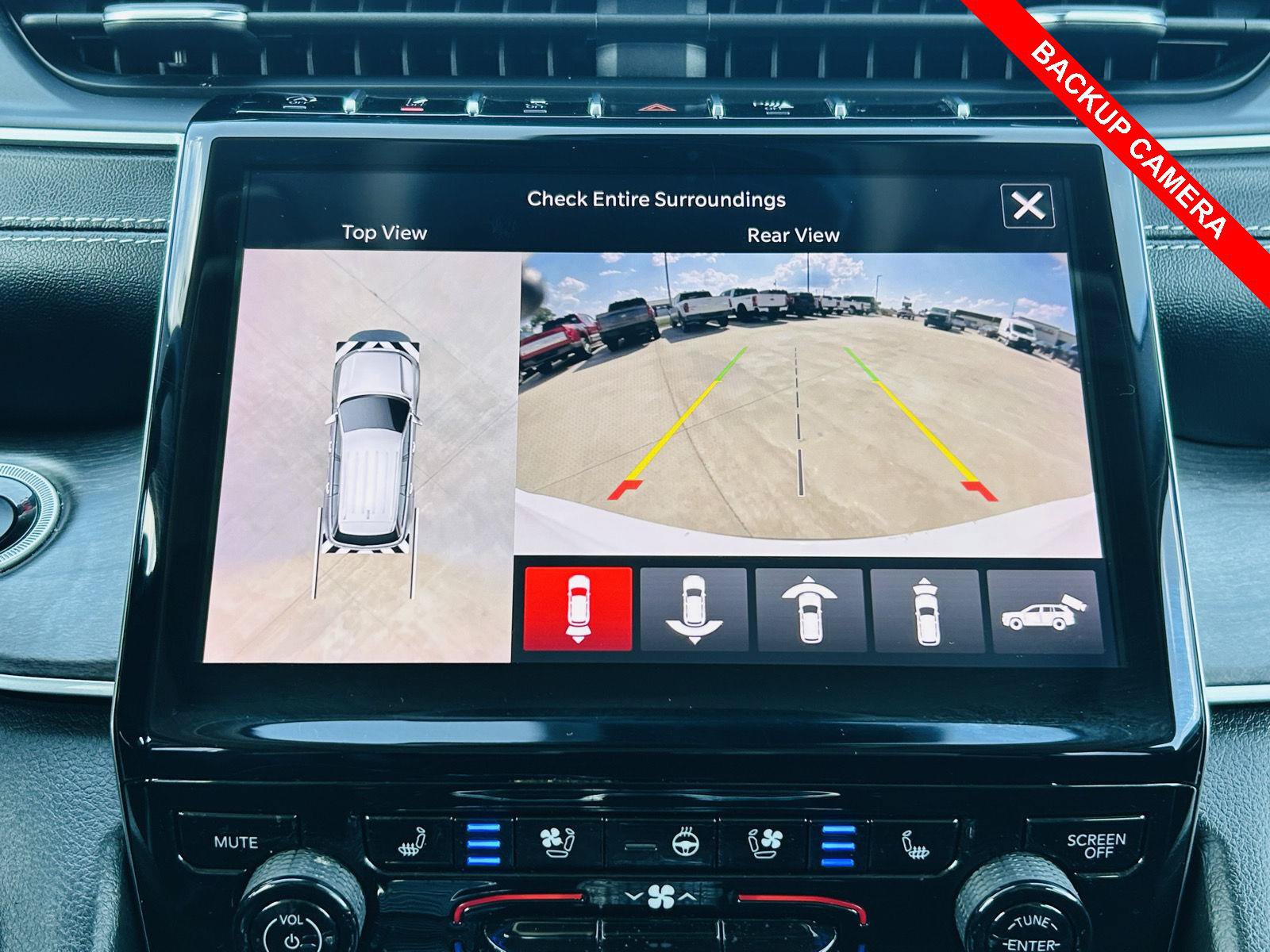 Used 2023 Jeep Grand Cherokee L Limited w/ Luxury Tech Group II AWD/4WD image 14