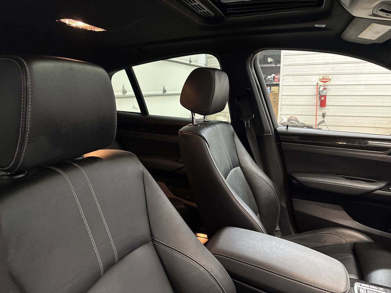 Used 2016 BMW X4 M40i image 24