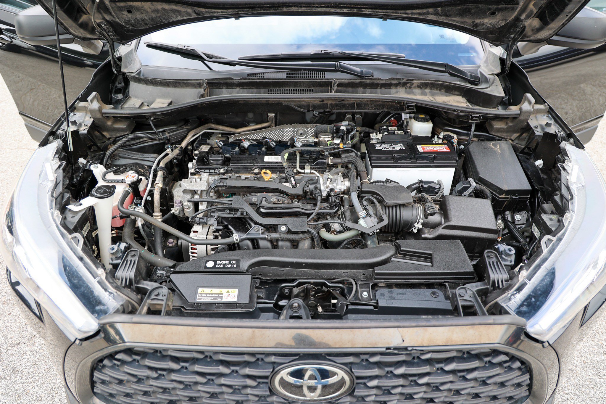 Used 2023 Toyota Corolla Cross L AWD/4WD image 15