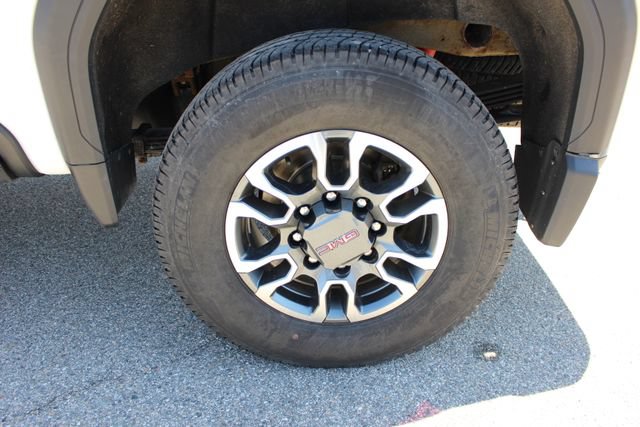 Used 2023 GMC Sierra 2500 SLE w/ SLE Value Package; AWD/4WD image 38