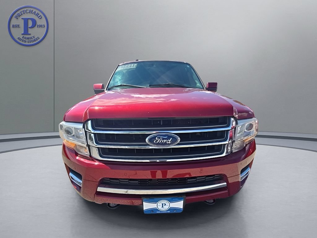 Used 2017 Ford Expedition EL Limited w/ Equipment Group 301A AWD/4WD image 2