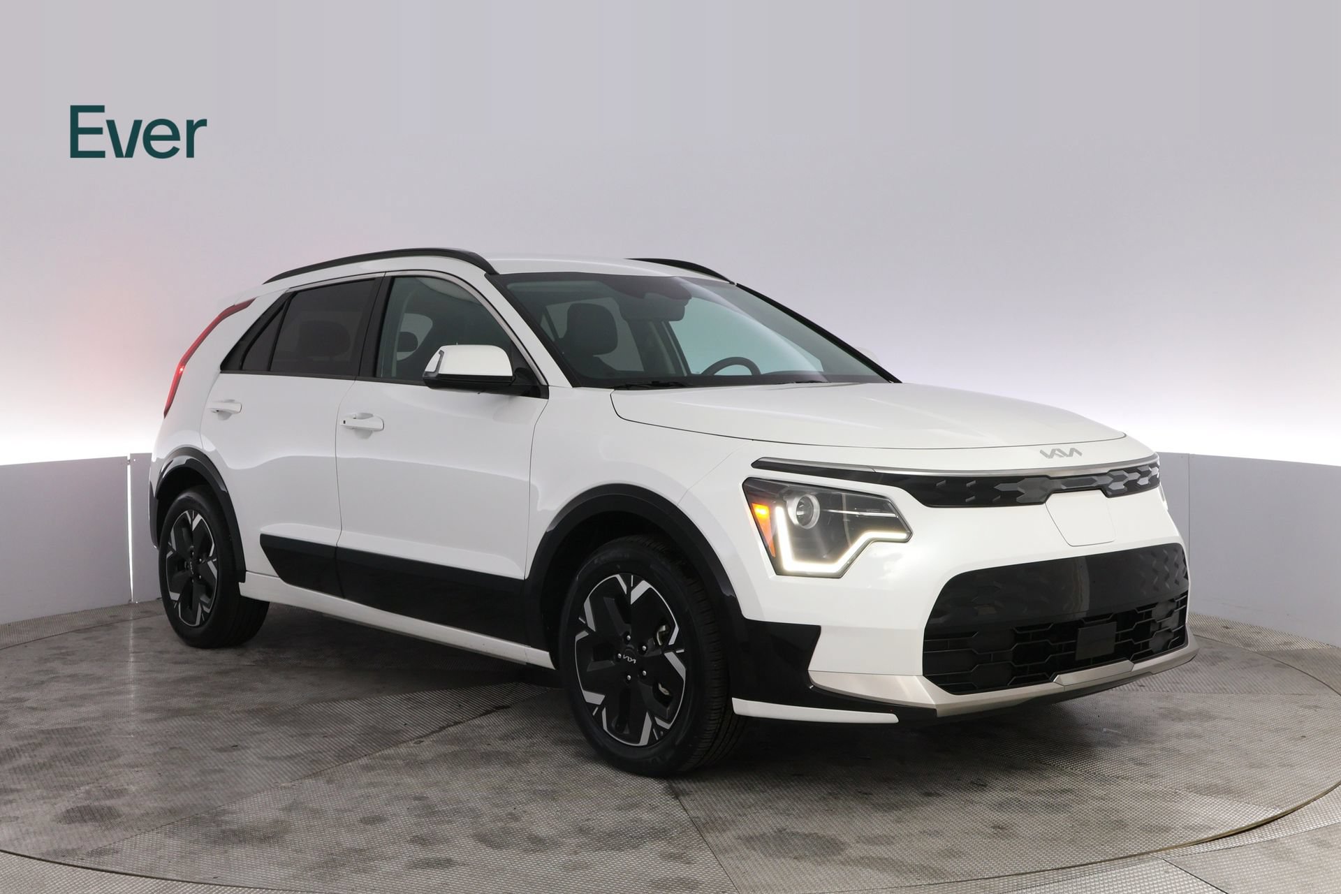 Used 2024 Kia Niro Wind FWD image 13