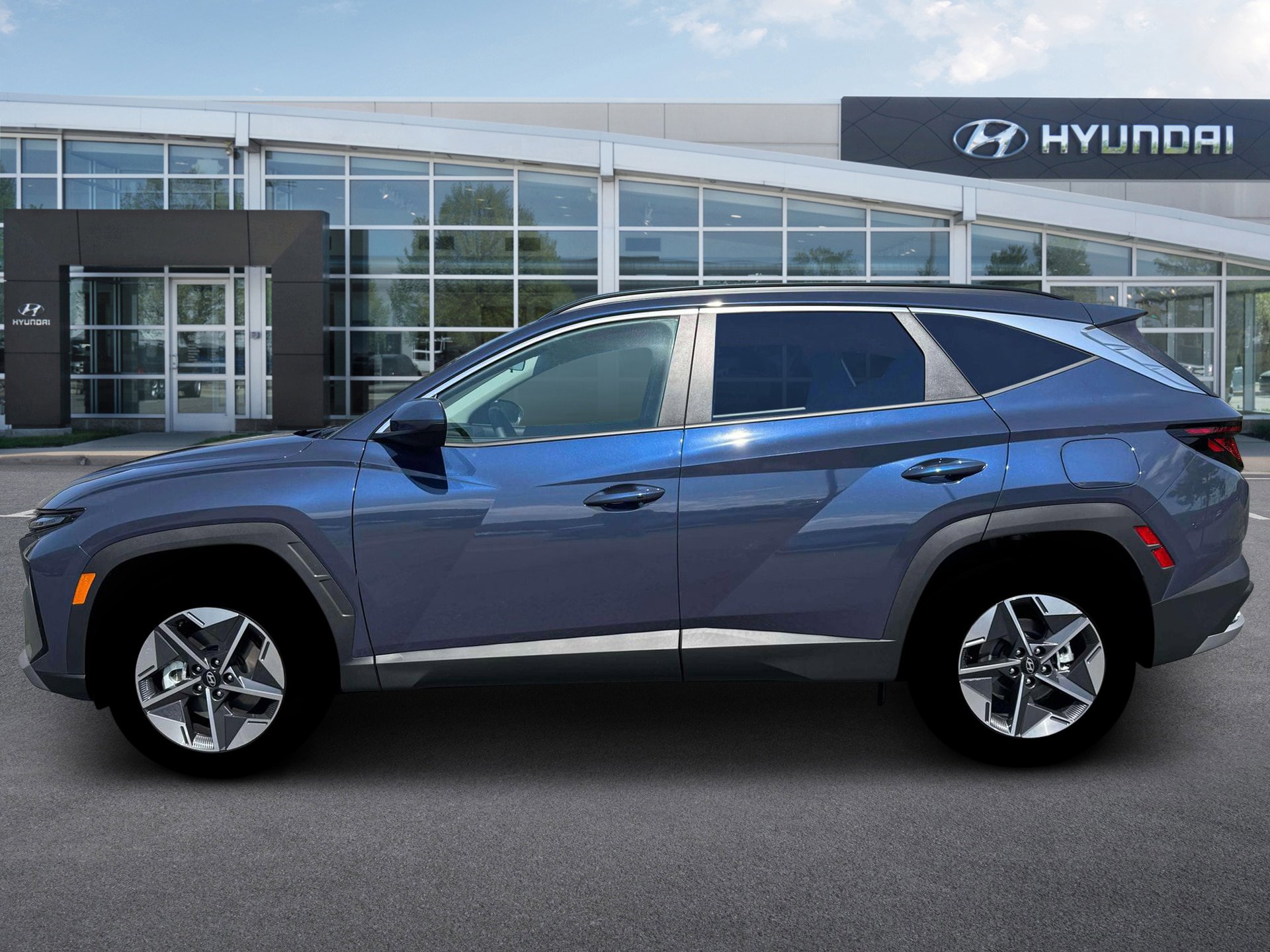 New 2026 Hyundai Tucson SEL image 3