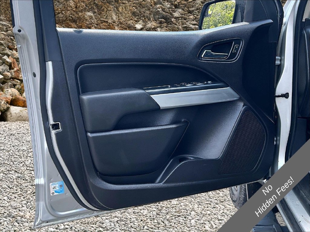 Used 2018 Chevrolet Colorado LT w/ LT Convenience Package AWD/4WD image 15
