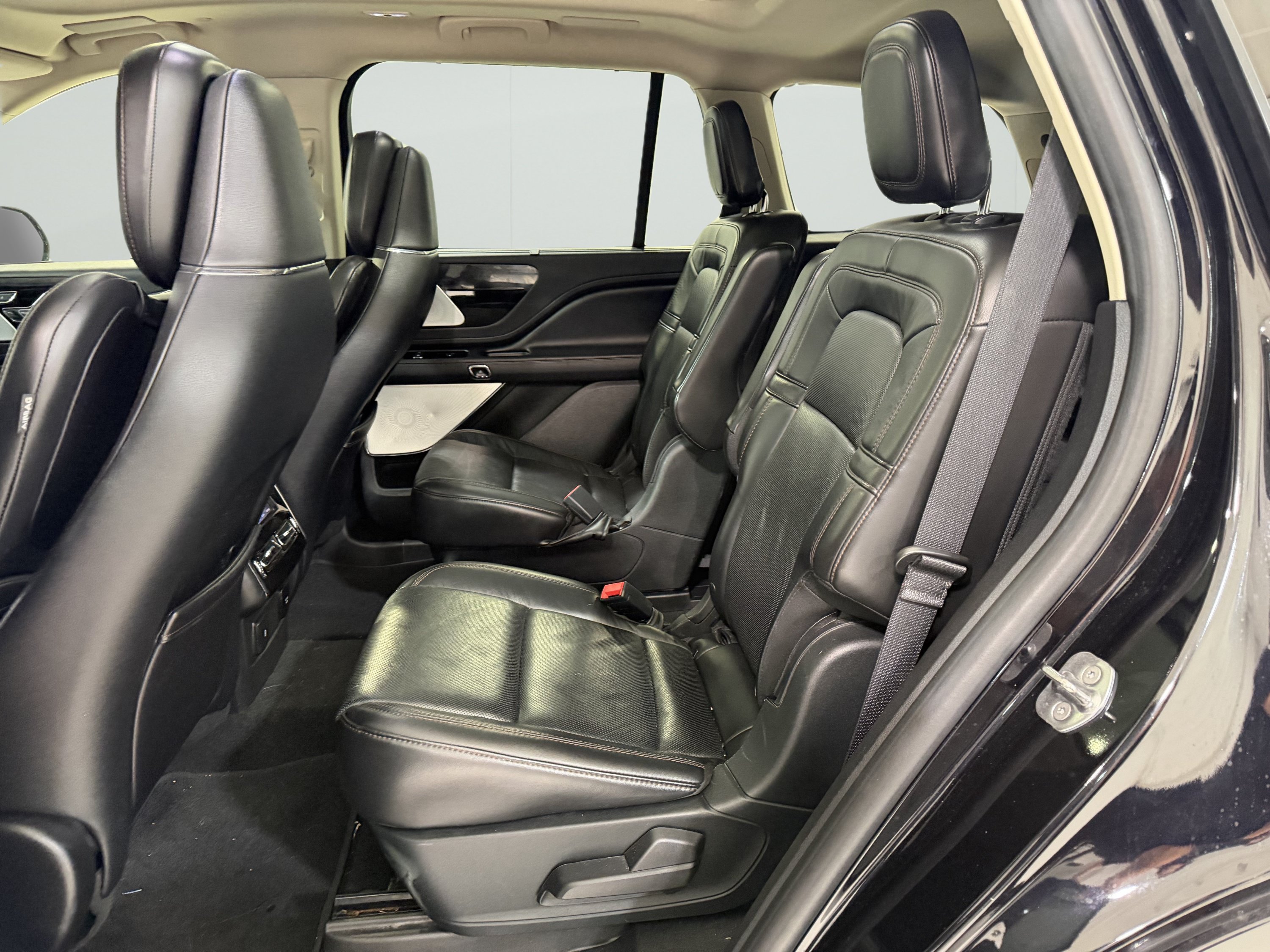 Used 2021 Lincoln Aviator Grand Touring w/ Equipment Group 302A AWD/4WD image 10