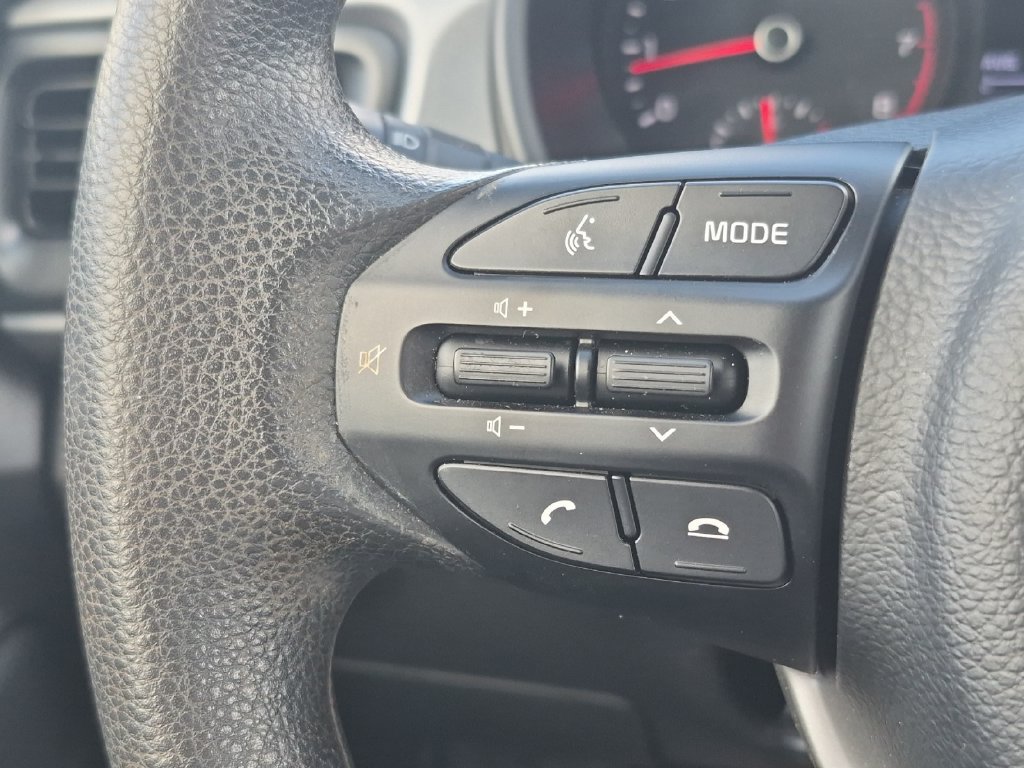 Used 2023 Kia Rio LX FWD image 22