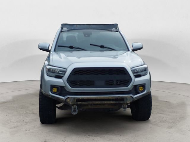 Used 2023 Toyota Tacoma TRD Off-Road w/ Black Out Package (TMS) AWD/4WD image 8