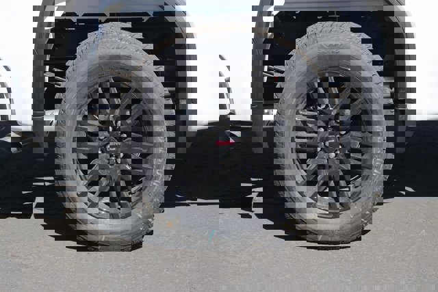 New 2026 GMC Sierra 1500 Elevation image 10