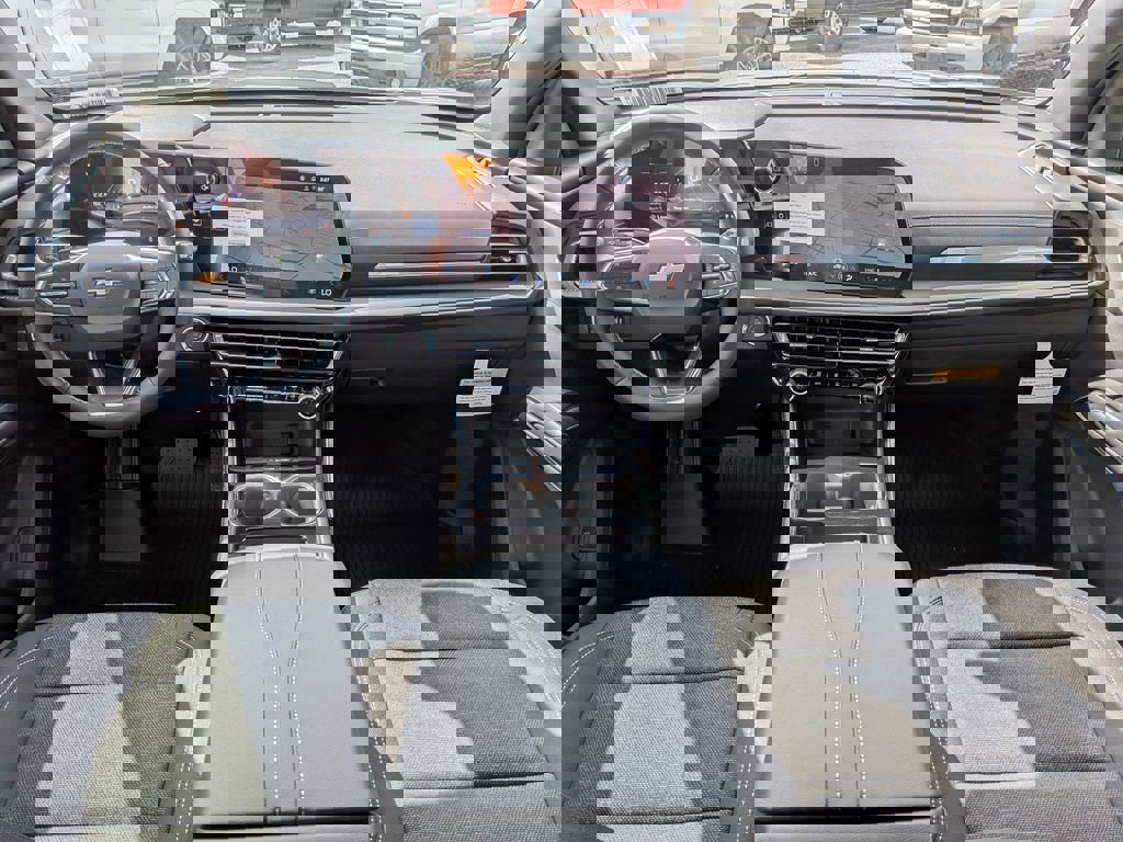 New 2026 Chevrolet Traverse LT w/ Sun and Wheel Package image 7