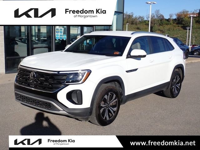 Used 2024 Volkswagen Atlas Cross Sport SE image 1