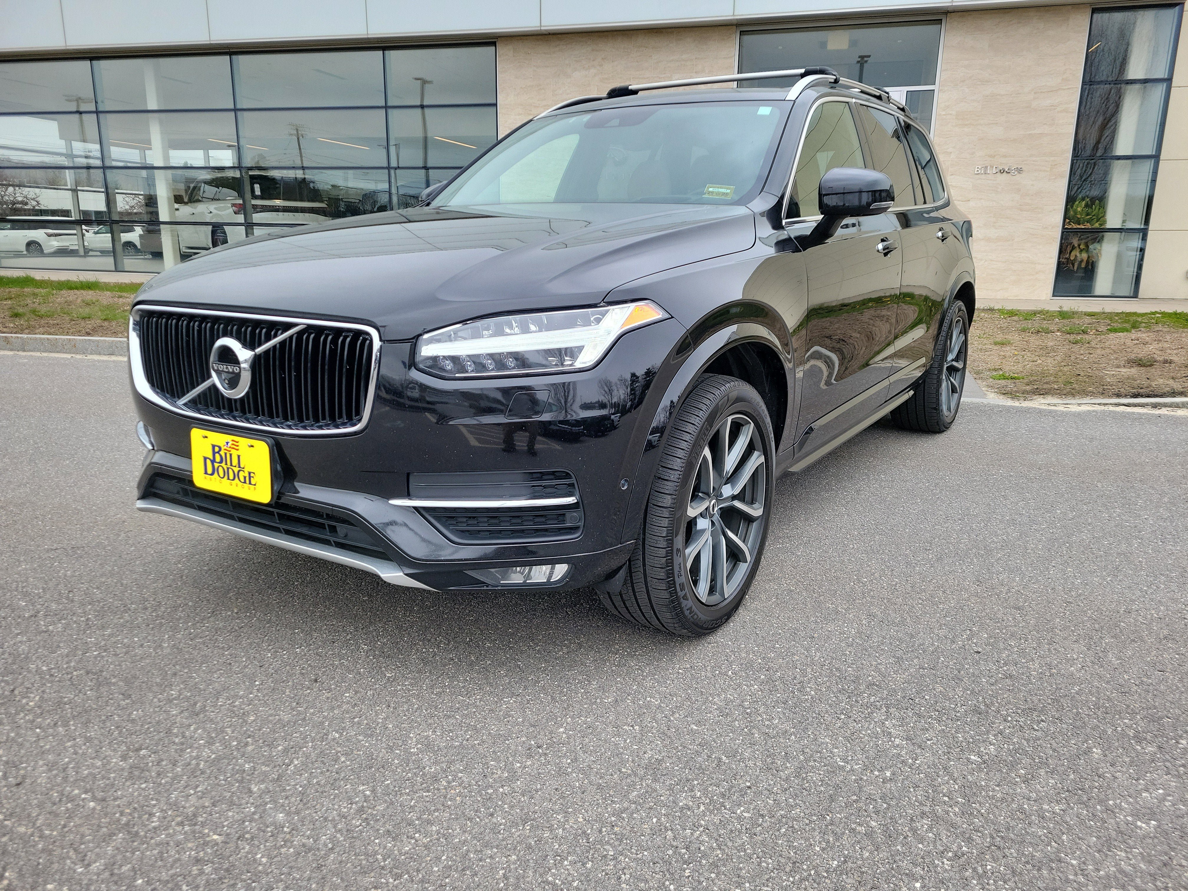 Used 2017 Volvo XC90 T6 Momentum w/ Vision Package AWD/4WD image 14