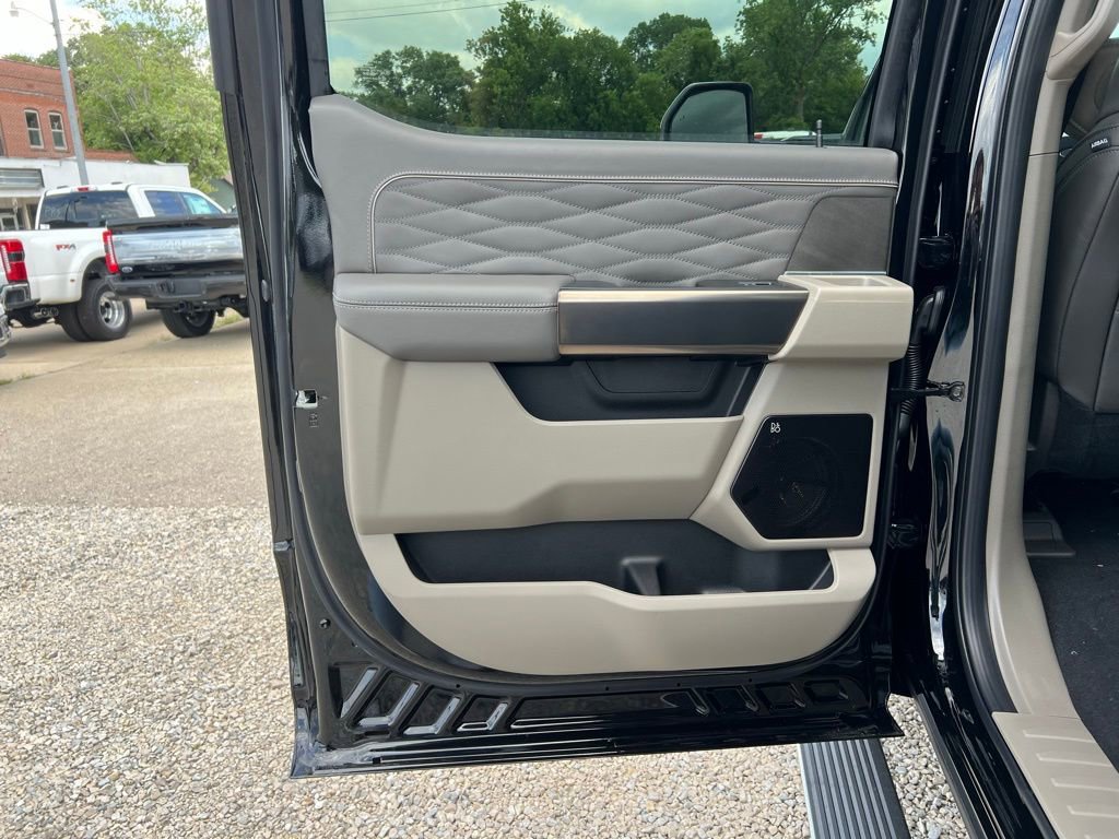 New 2025 Ford F350 Platinum w/ Platinum Plus Package image 15