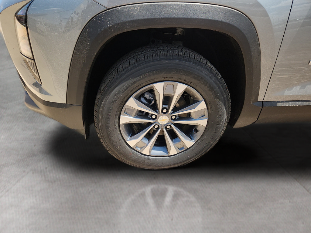 New 2027 Chevrolet Equinox LT FWD image 9