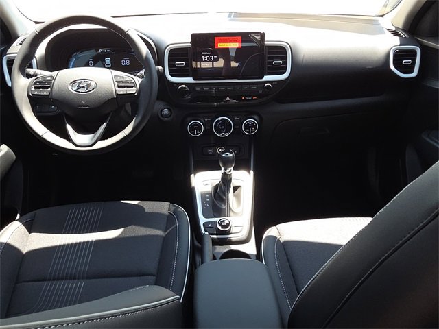 New 2025 Hyundai Venue Limited image 10