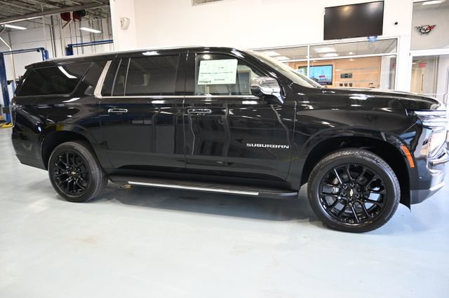 New 2026 Chevrolet Suburban Premier AWD/4WD image 4