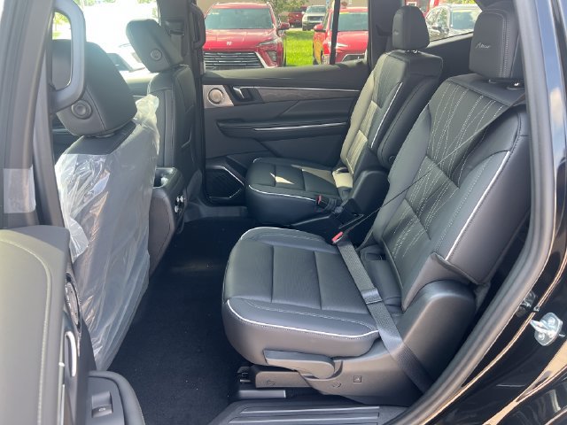 New 2027 Buick Enclave Avenir AWD/4WD image 12