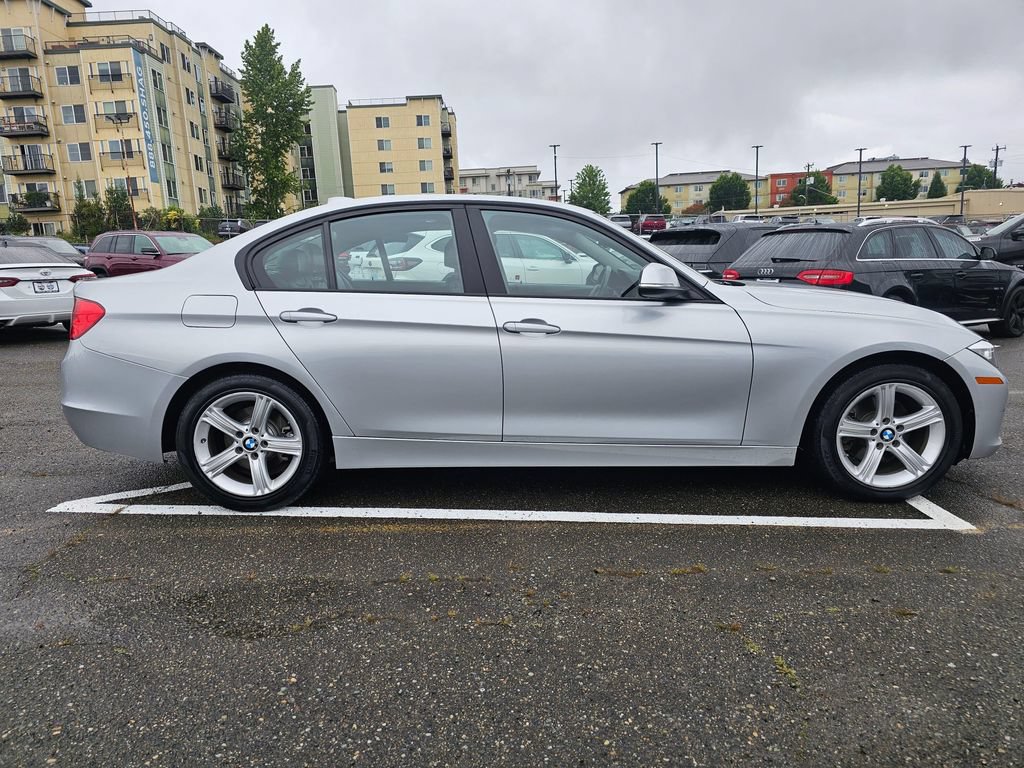 Used 2014 BMW 328i xDrive Sedan AWD/4WD image 9