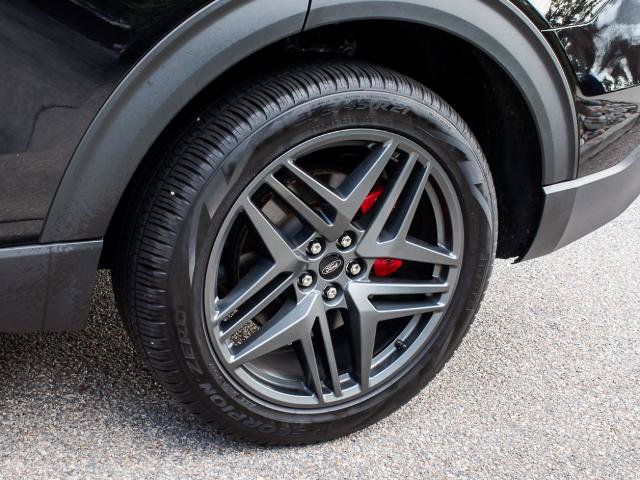 Certified 2025 Ford Explorer ST AWD/4WD image 6
