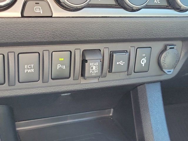 Used 2022 Toyota Tacoma Limited w/ Nightshade Package AWD/4WD image 29