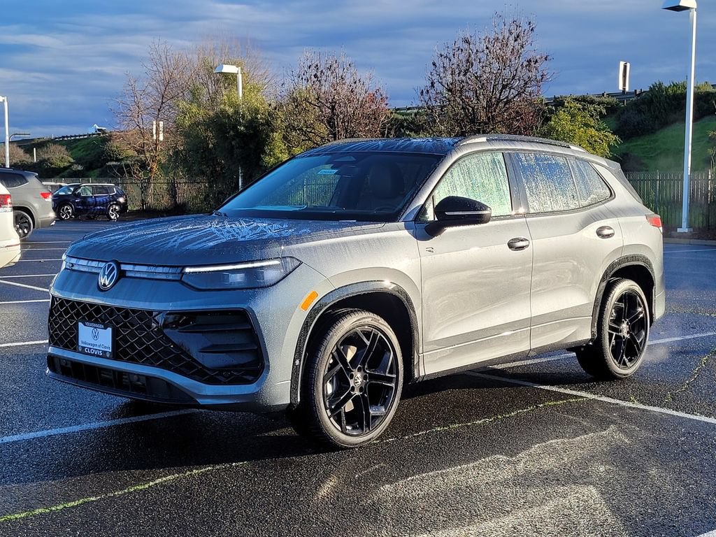 New 2026 Volkswagen Tiguan SE R-Line AWD/4WD image 9