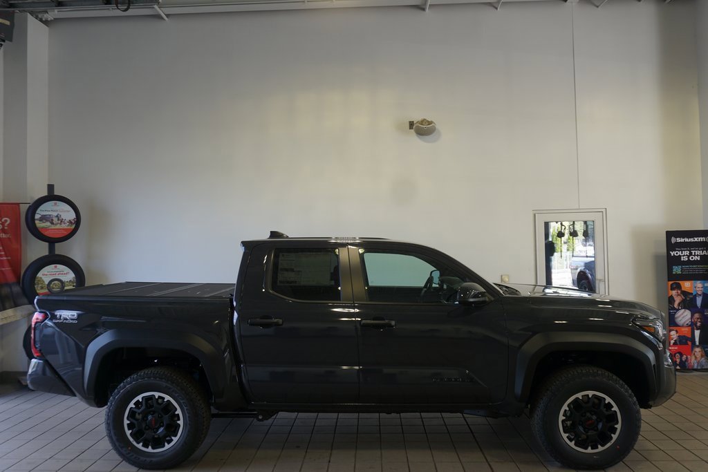 New 2025 Toyota Tacoma TRD Off-Road image 15