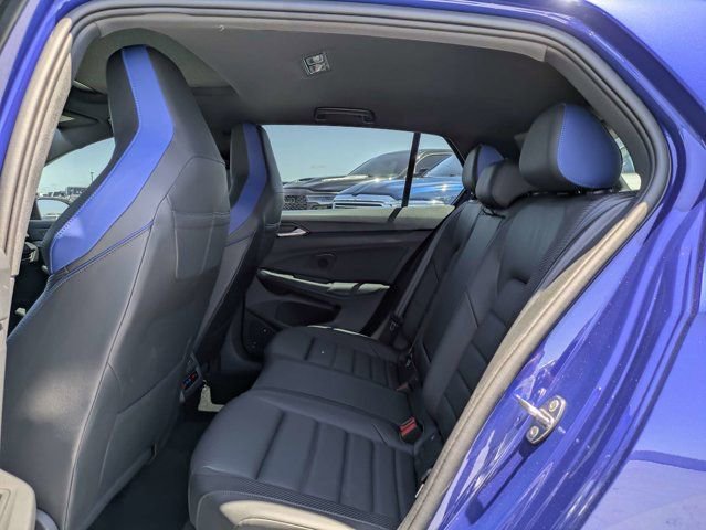 Used 2026 Volkswagen Golf AWD/4WD image 15