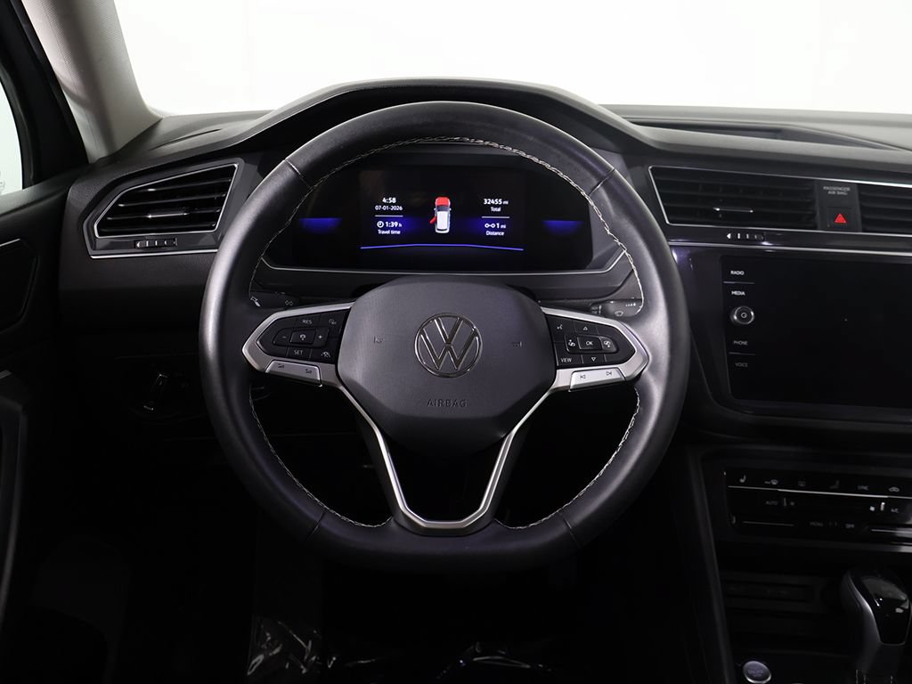 Used 2023 Volkswagen Tiguan SE FWD image 40