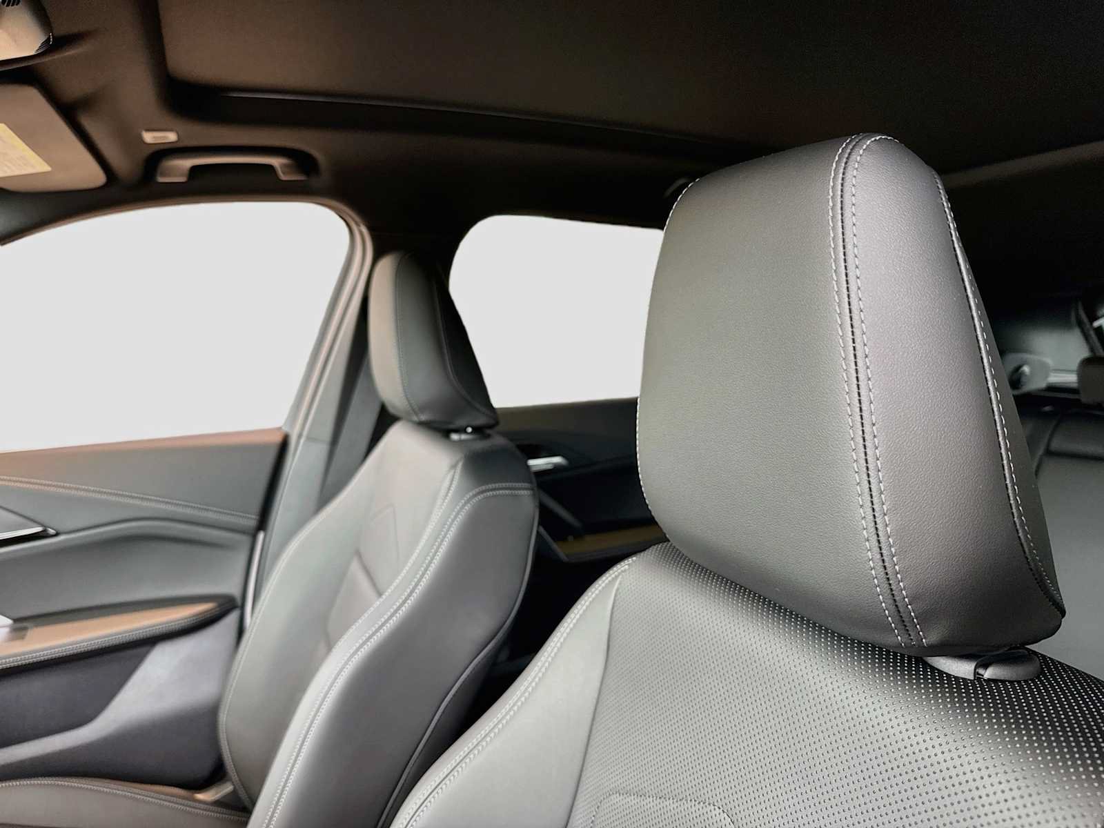 New 2027 BMW X1 xDrive28i AWD/4WD image 16