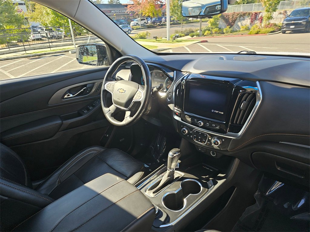 Used 2020 Chevrolet Traverse Premier w/ Redline Edition image 10