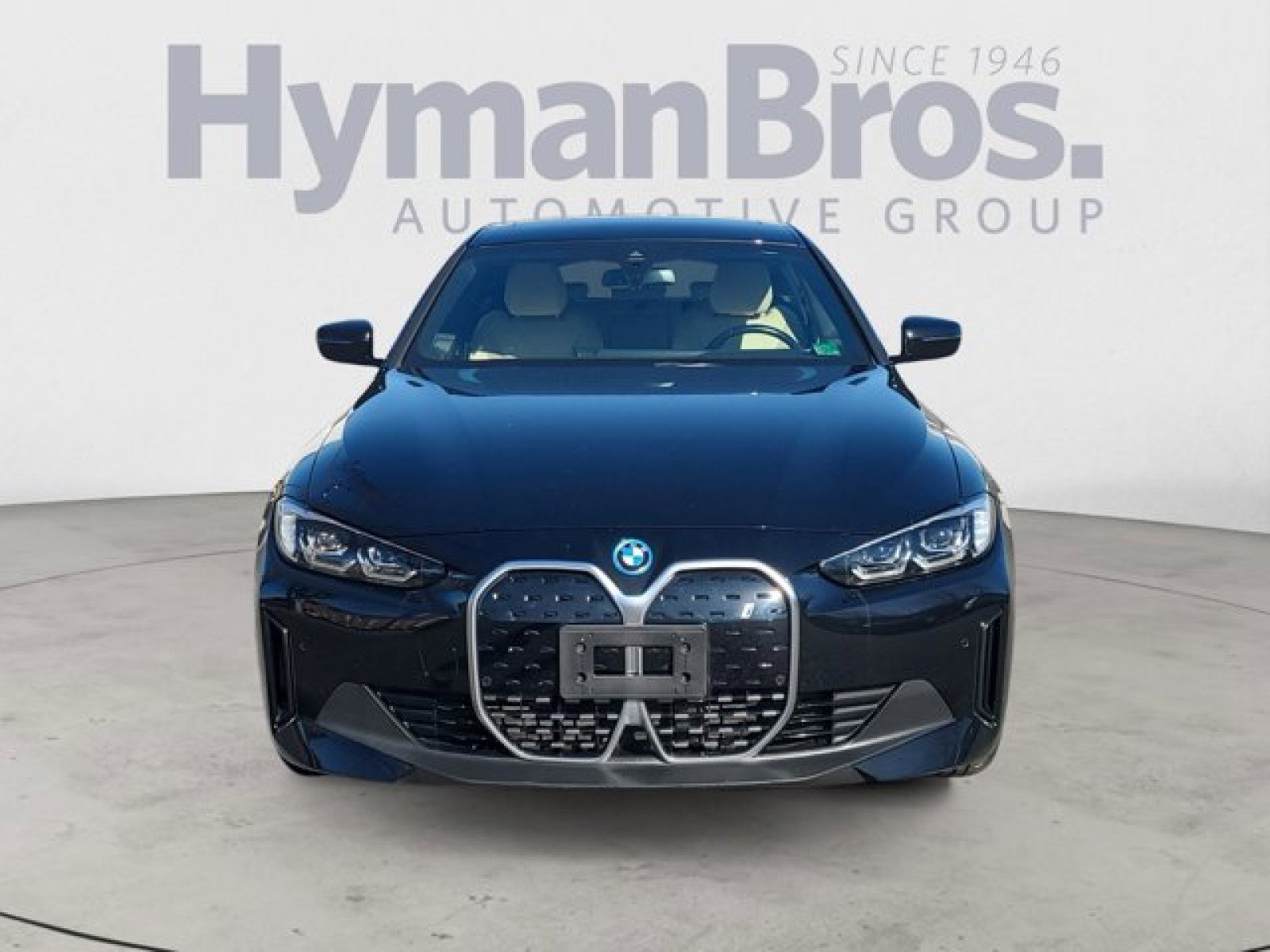 Used 2023 BMW i4 eDrive35 w/ Premium Package image 8