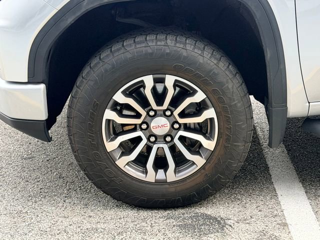 Used 2022 GMC Sierra 1500 AT4 w/ AT4 Preferred Package image 9