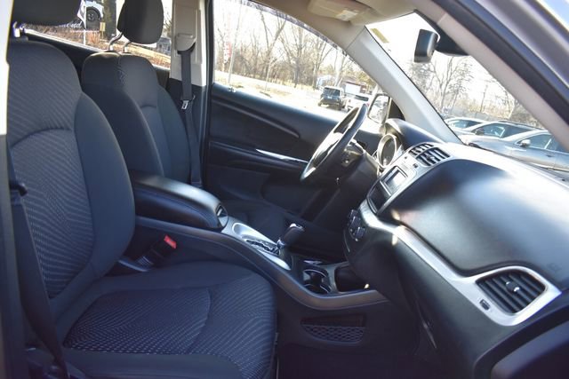 Used 2019 Dodge Journey SE w/ Premium Group image 13