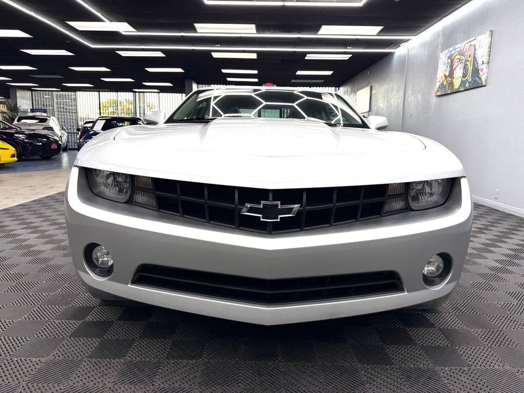 Used 2011 Chevrolet Camaro LT RWD image 4