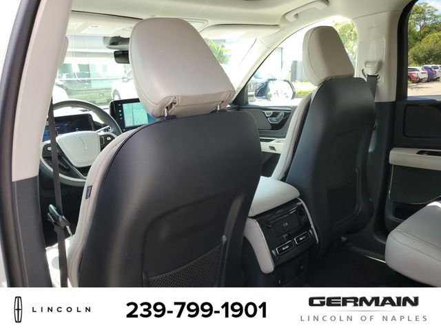 New 2025 Lincoln Aviator 2WD image 21