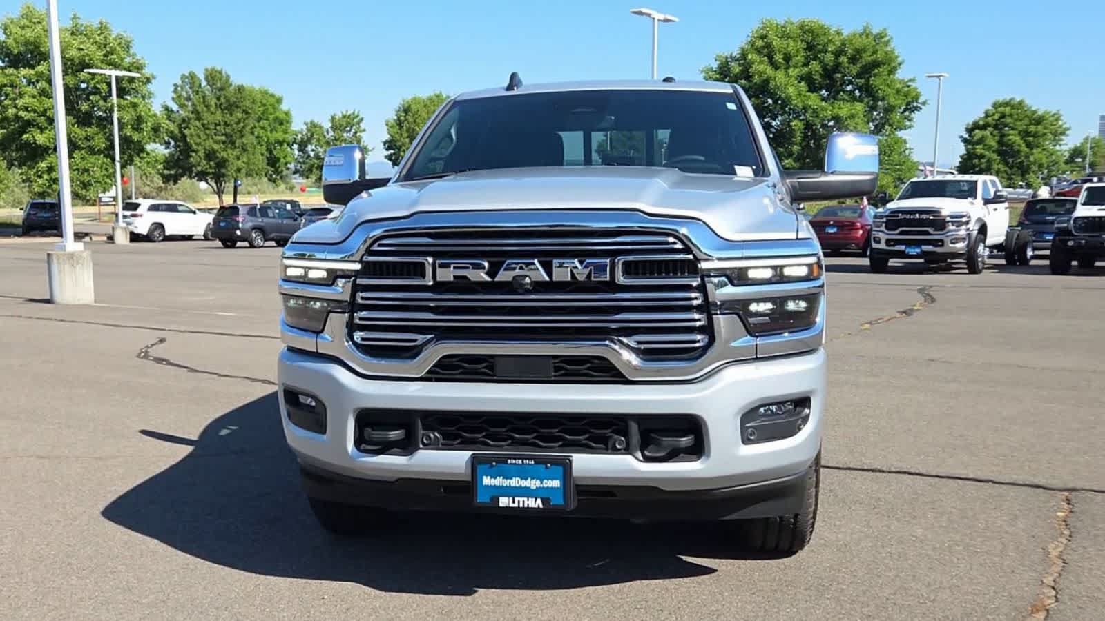 Used 2026 RAM 2500 Laramie AWD/4WD image 3