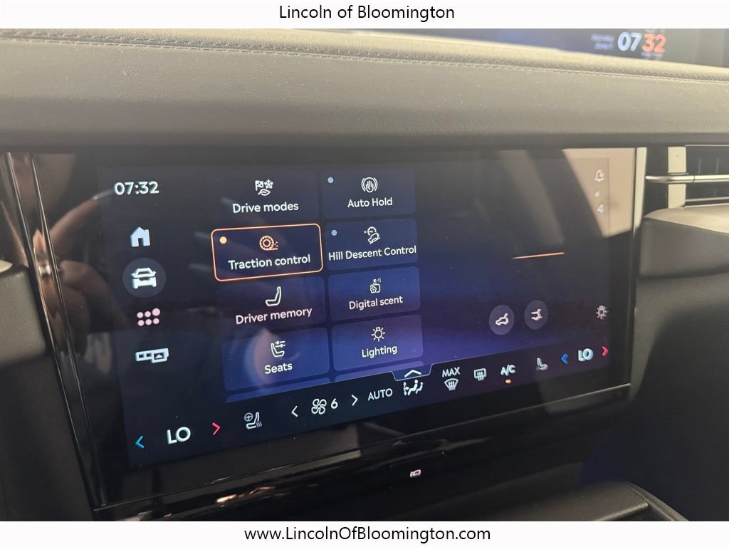 New 2026 Lincoln Navigator L Reserve AWD/4WD image 57