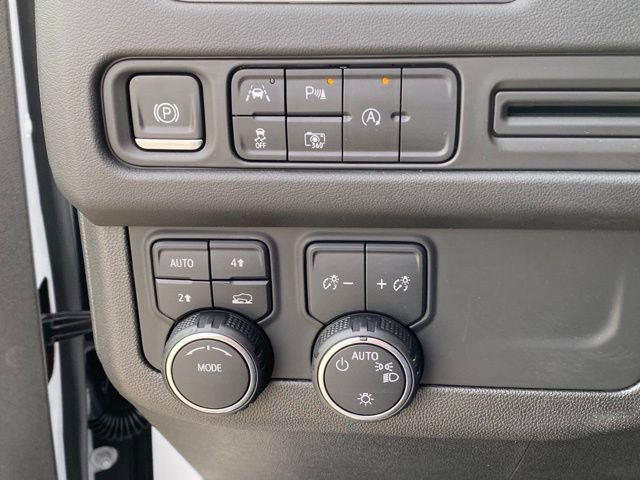 Used 2023 Chevrolet Tahoe RST w/ Luxury Package image 21