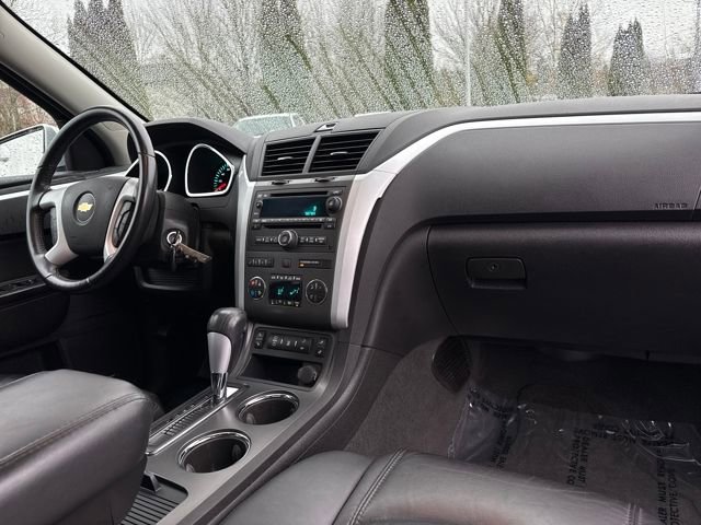 Used 2012 Chevrolet Traverse LT image 24